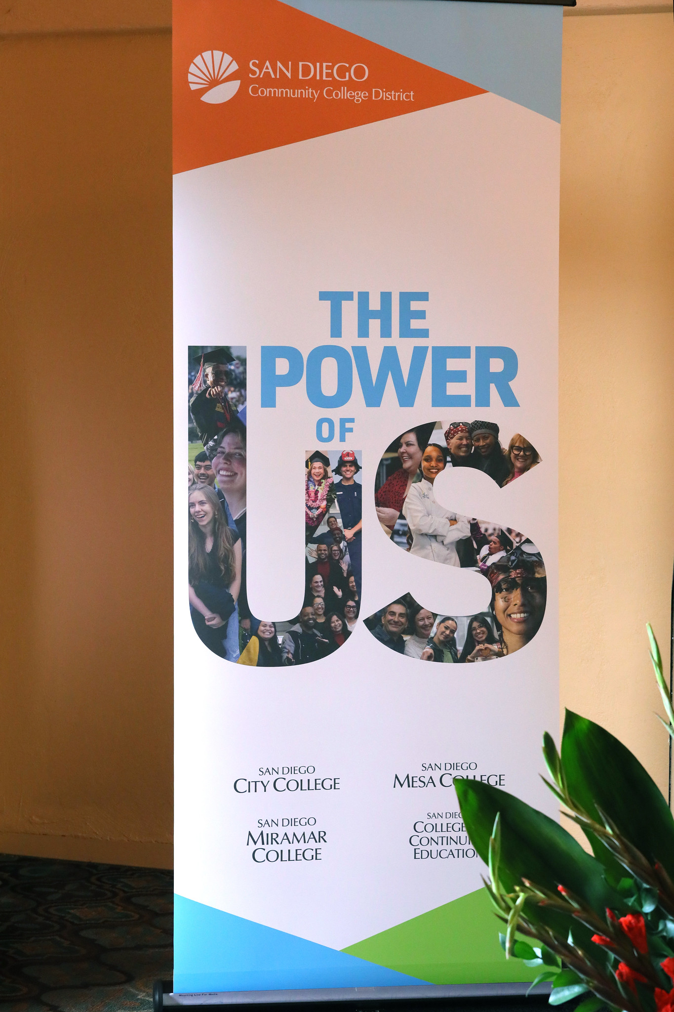 A sign that says the power of us