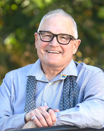 Portrait photo of Craig Milgrim